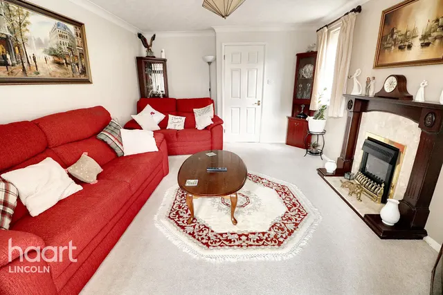Heathfield Avenue, Branston, LN4, photo 2
