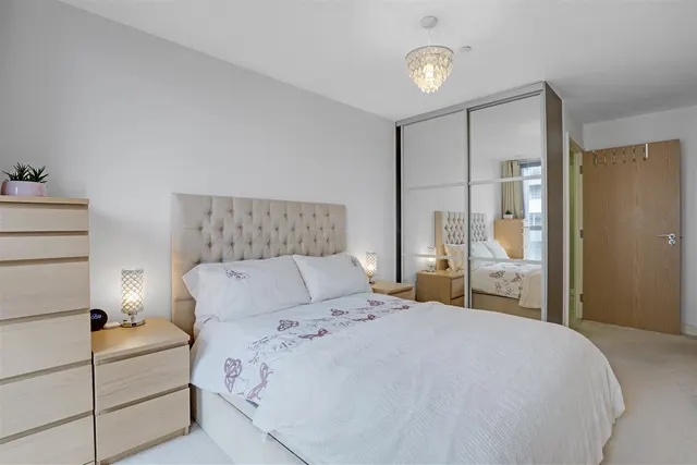 Cornmill Lane, Lewisham, SE13, photo 1