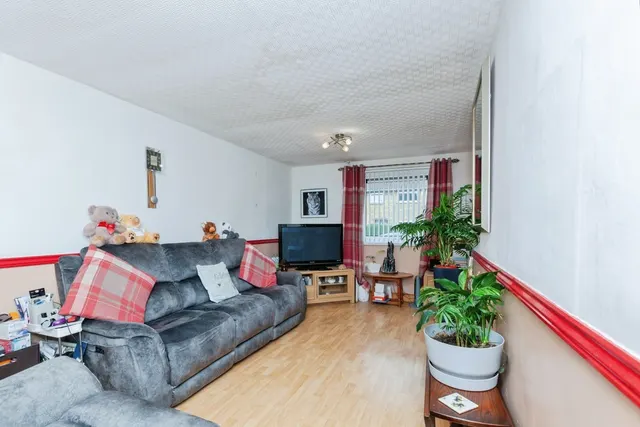 Scotswood Crescent, Leicester, LE2, photo 3