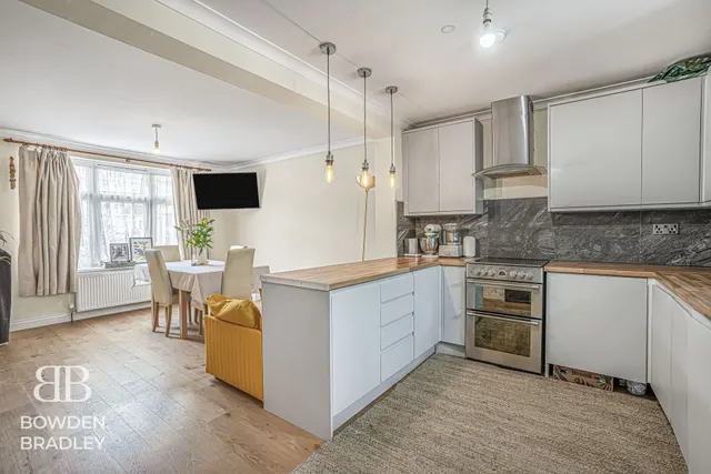 Photo 3 — Fletcher Road, Chigwell, IG7