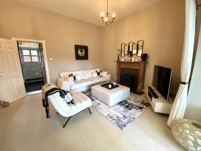Westminster Drive, Upper Saxondale, NG12, photo 2