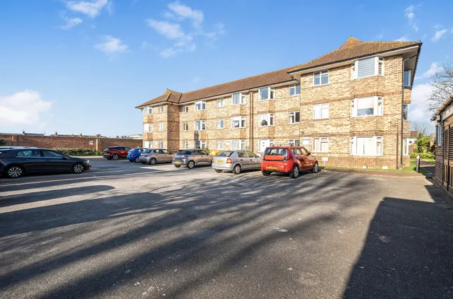 Park Road, Worthing, BN11, photo 1