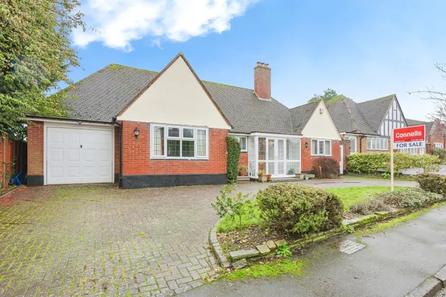 Finstall Close, Sutton Coldfield, photo 1