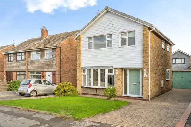 Ambleside Crescent, Sprotbrough, DN5, photo 1