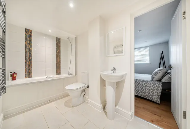 Photo 3 — Grosvenor Street, Cheltenham, GL52 2SQ