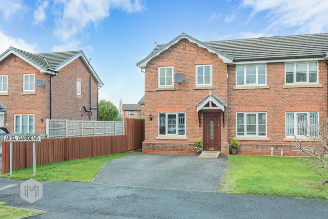 Ariel Gardens, Culcheth, Warrington, WA3 5DG, photo 1