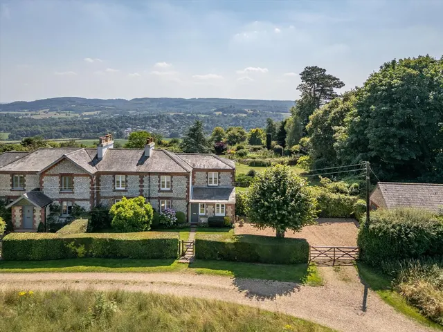 Lime Tree Cottages, Ranmore Common, RH5, photo 3