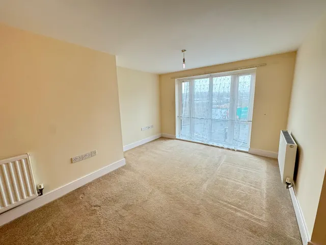 Marston Walk, Marnel Park, RG24, photo 3
