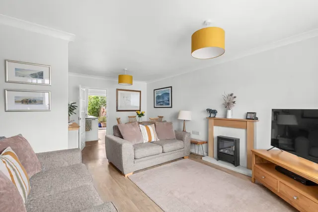 Abbots Way, Monks Risborough, HP27, photo 3