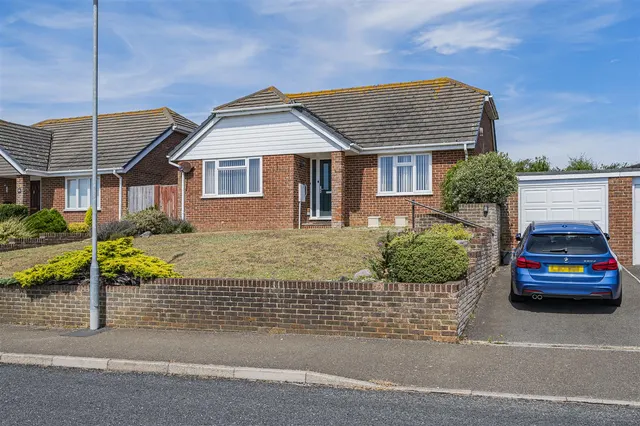 Clementine Avenue, Seaford, photo 1