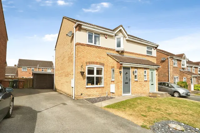Windmill Court, Lower Wortley, LS12, photo 1