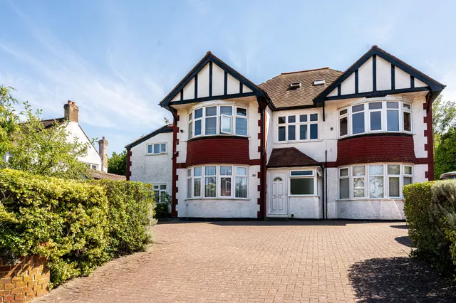 Flat 4, 86 Addiscombe Road, Croydon, photo 1