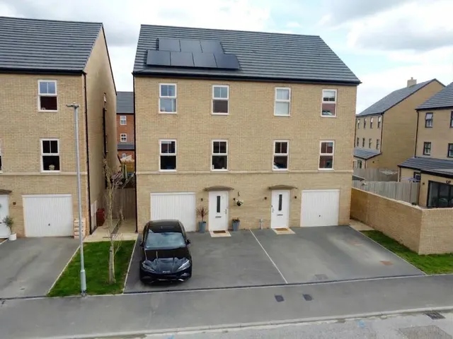 Dogrose Avenue, Beverley, photo 1