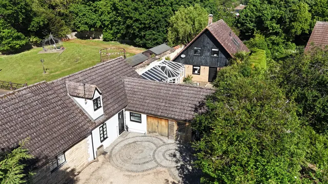 The Green, Werrington, photo 1