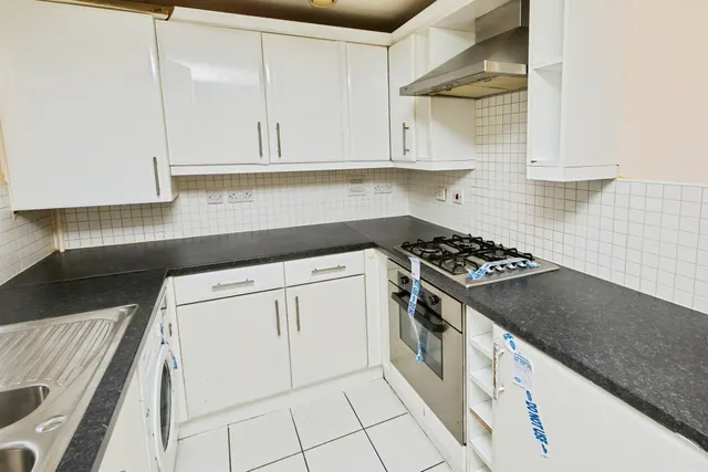Black Eagle Court, Burton-On-Trent, DE14, photo 2