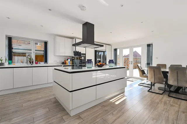 Photo 3 — Ashdene Road, Ash, Guildford, Surrey, GU12 6TB