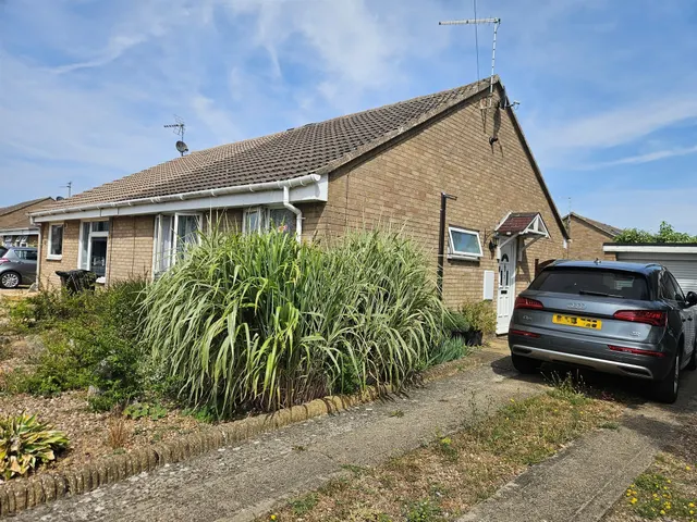 Gainsborough Road, Stamford, photo 1
