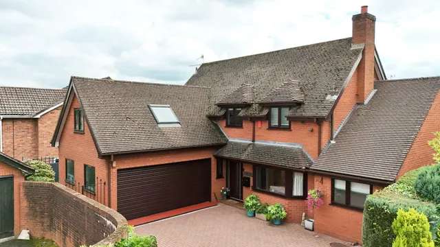 Burrington Drive, Stoke-On-Trent, ST4, photo 1