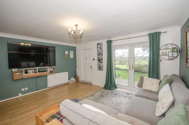 Beaver Close, Winterbourne, BS36, photo 3