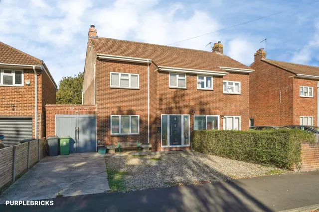 Paygrove Lane, Gloucester, GL2, photo 2