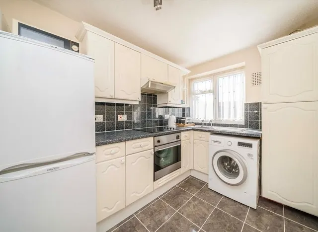 Anglesea Road, Kingston Upon Thames, KT1, photo 2