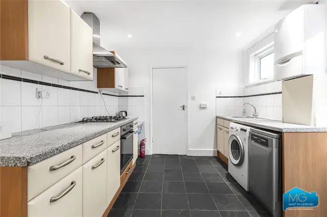 Hampshire Road, Wood Green, N22, photo 3