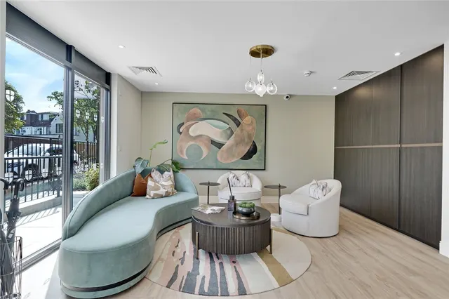 Rose Square, Twickenham, TW2, photo 3
