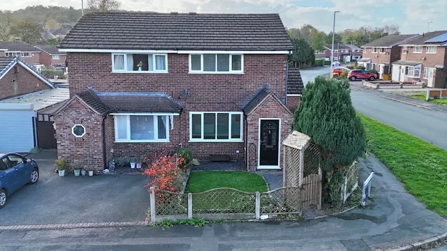 Kempton Grove, Cheadle, ST10, photo 1