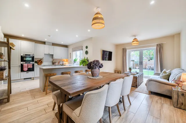 Hazel Grove, Awbridge, SO51, photo 2