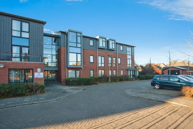 Photo 2 — Lavender Way, Sheffield, S5