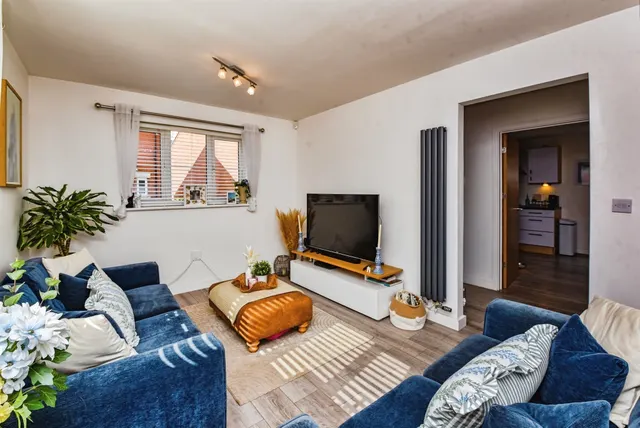 Dowse Road, Devizes, SN10, photo 2
