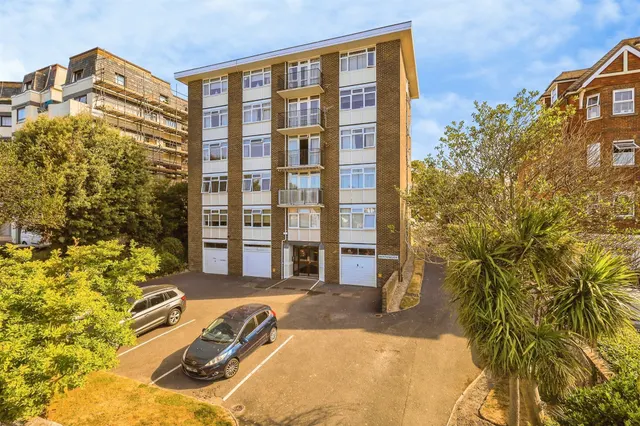 Upperton Road, Eastbourne, photo 1