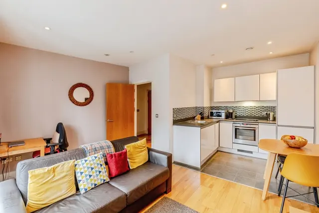 Hotwell Road, Bristol, BS8, photo 2