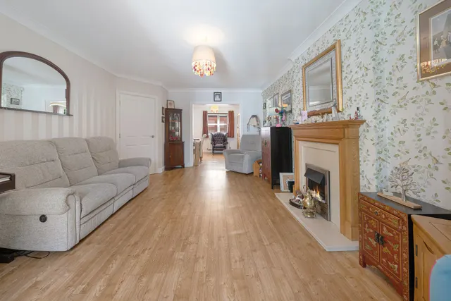 Photo 3 — Campbell Close, Runcorn, Runcorn, WA7 4RG