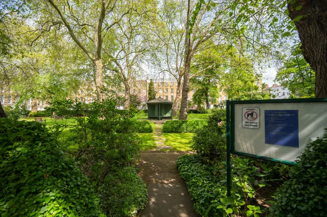 Photo 2 — Flat 10, 35-36 Dorset Square, London