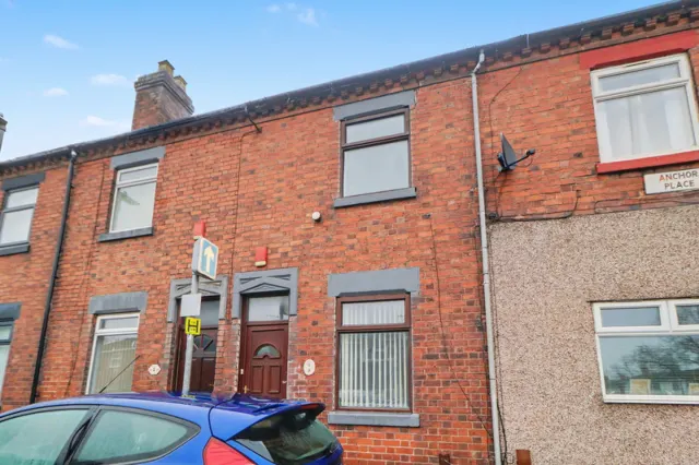 Anchor Place, Stoke-On-Trent, photo 1