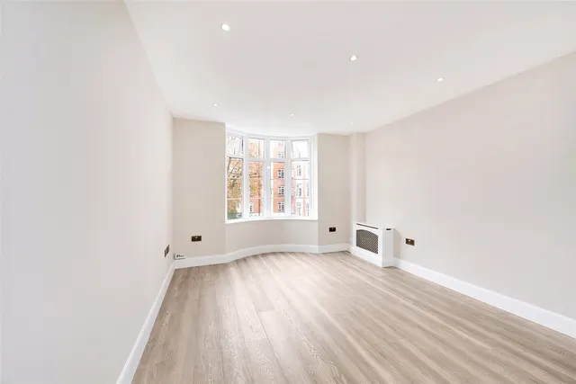 Grove End Gardens, St Johns Wood, NW8, photo 1