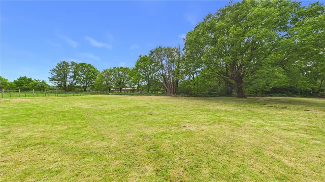 Philpot Lane, Chobham, GU24, photo 2