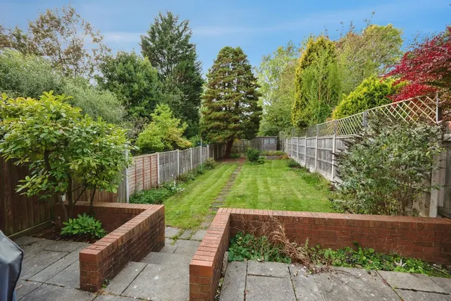 White Road, Quinton, B32, photo 2