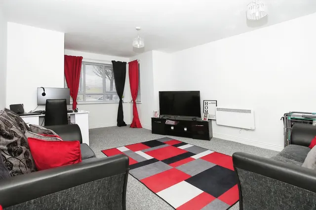 Mid Water Crescent, Peterborough, PE7, photo 2