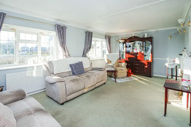 Weston Avenue, Leighton Buzzard, LU7, photo 3