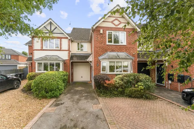 The Circuit, Wilmslow, SK9 6DA, photo 1