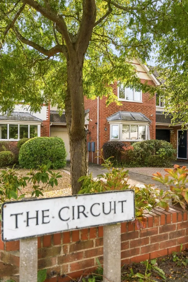 Photo 3 — The Circuit, Wilmslow, SK9 6DA