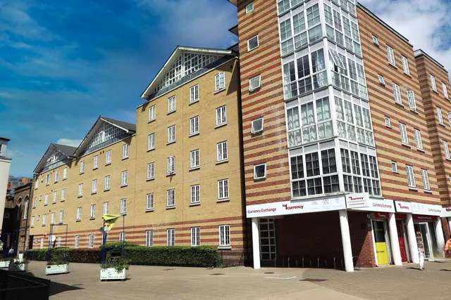 Photo 3 — Malt House Place, Romford, RM1 1AR