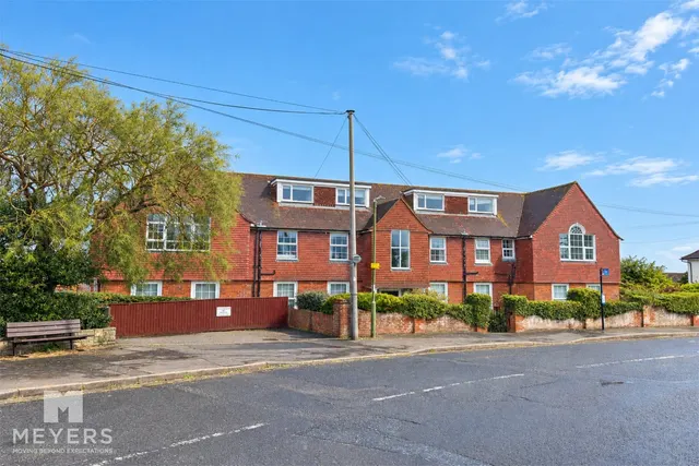 Church Road, Bournemouth, BH6, photo 1