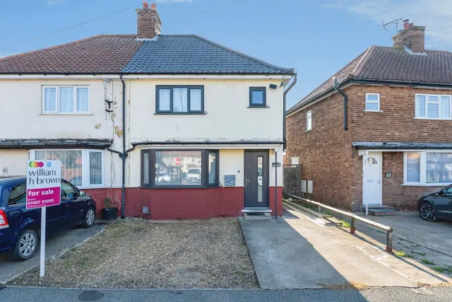 Burnsfield Estate, Chatteris, PE16, photo 1
