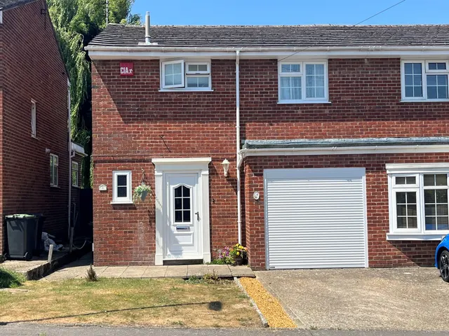 Brightside, Waterlooville, PO7, photo 1