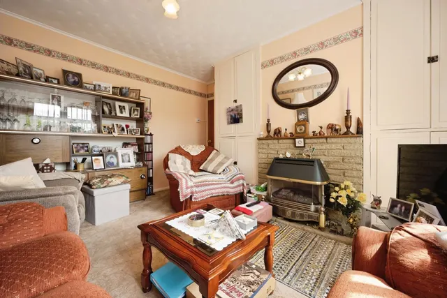 Photo 2 — Hereford Road, Bedford, Bedfordshire, MK42