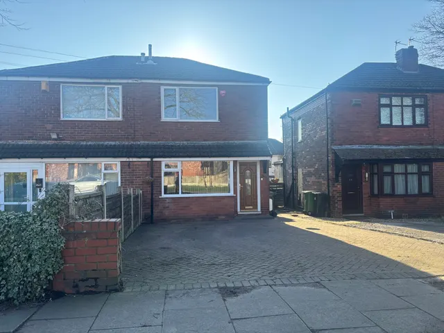 Blenheim Road, Bolton, BL2 6ET, photo 1