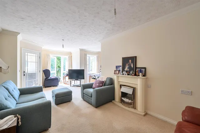 Denmark Road, Carshalton, SM5, photo 2